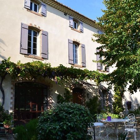 Chambres D Hotes De Charme Dans Mas La Souvine Du 17Eme, Chambres Climatisees Bédarrides Exteriör bild