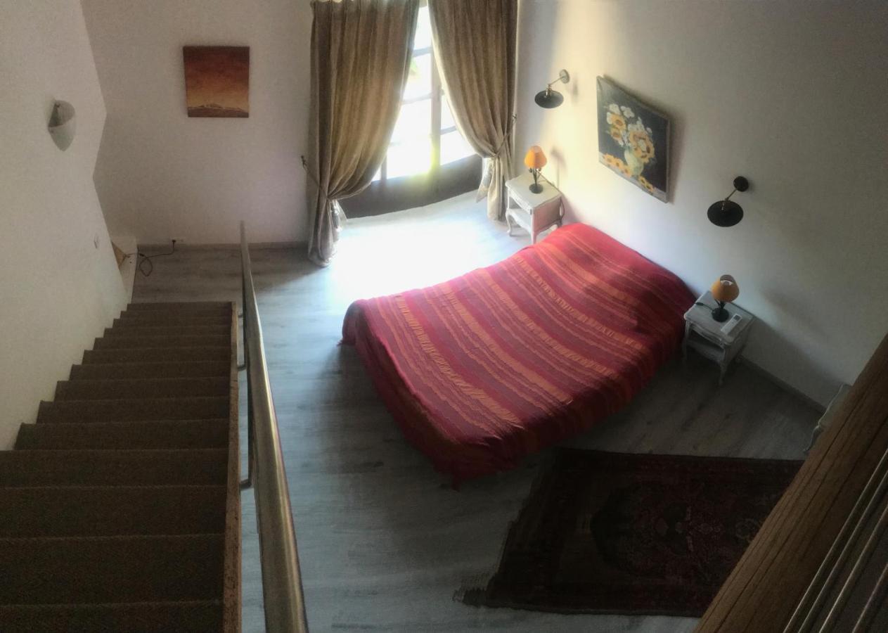 Chambres D Hotes De Charme Dans Mas La Souvine Du 17Eme, Chambres Climatisees Bédarrides Exteriör bild