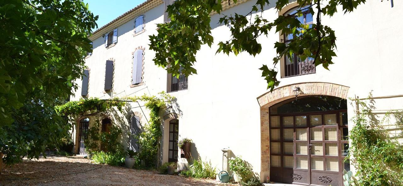 Chambres D Hotes De Charme Dans Mas La Souvine Du 17Eme, Chambres Climatisees Bédarrides Exteriör bild