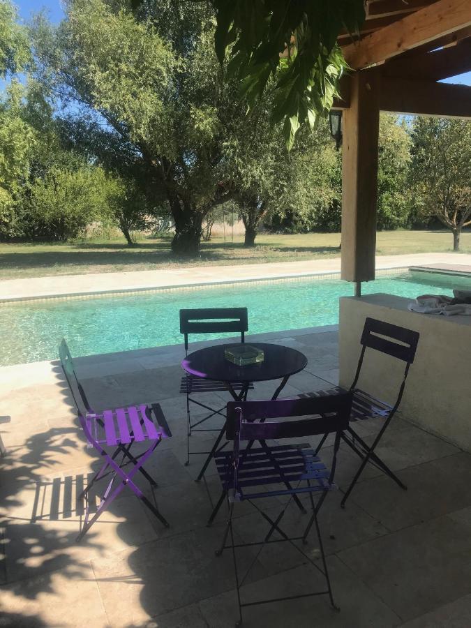Chambres D Hotes De Charme Dans Mas La Souvine Du 17Eme, Chambres Climatisees Bédarrides Exteriör bild